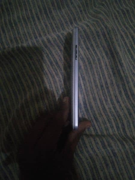 I am selling my sell phone grand prime plus only mobile hai 5