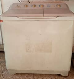 used Haier jumbo Washing machine with spinner 0