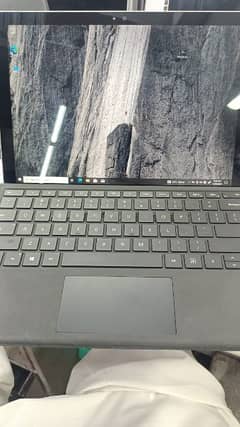 Laptop Microsoft Surface Pro 4 i5 6th generation 8GB Ram 256GB SSD 0