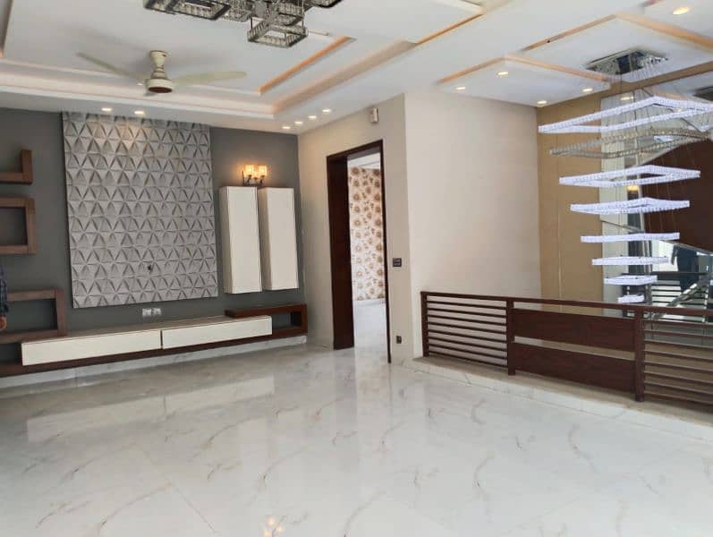 1 Kanal Like New Lock Portion For Rent in Bahria Town Lahore 1