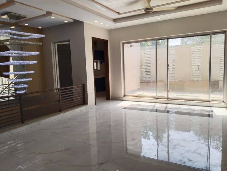 1 Kanal Like New Lock Portion For Rent in Bahria Town Lahore 4