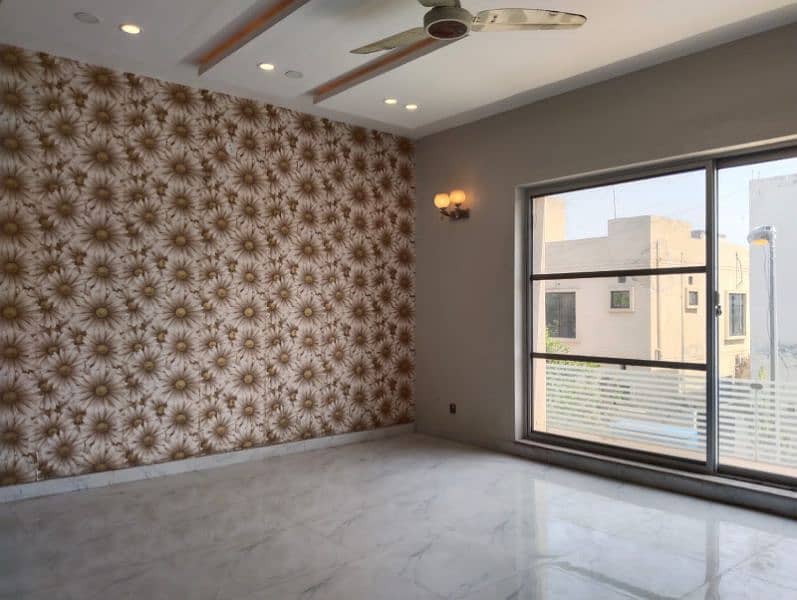 1 Kanal Like New Lock Portion For Rent in Bahria Town Lahore 8
