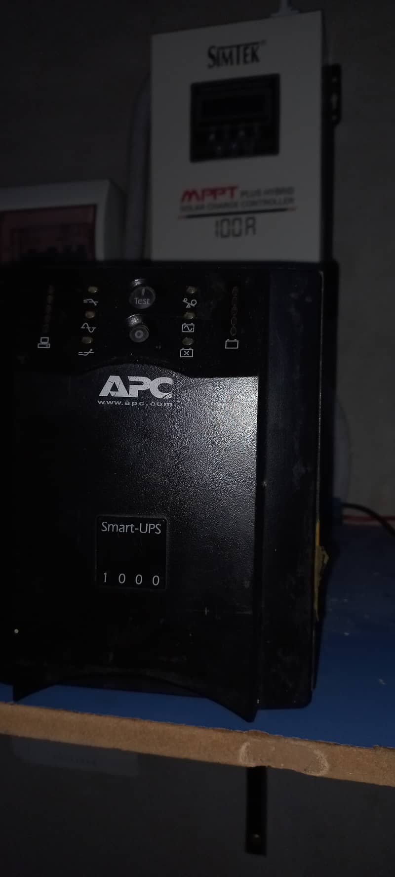 APC UPS 1000VA 1