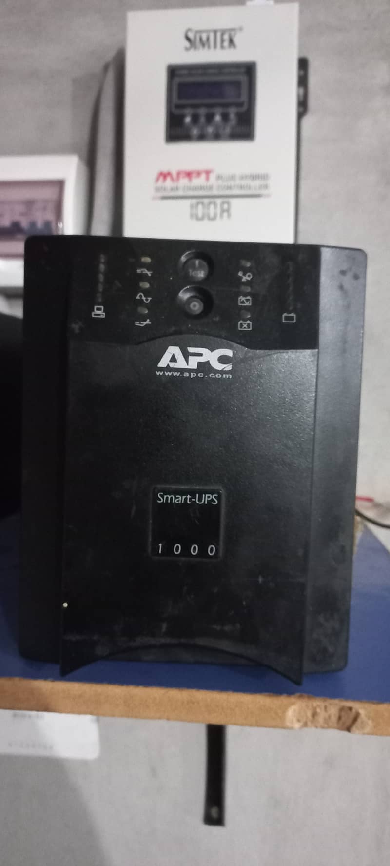 APC UPS 1000VA 2