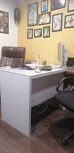 office table / Computer table