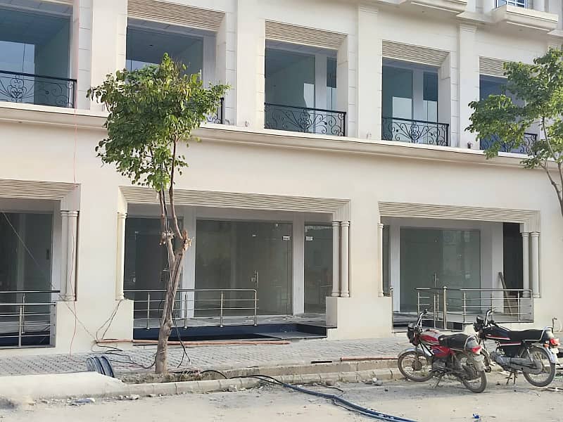 376 SQ FT Shop Is Available On Lower Ground Floor For Sale 4