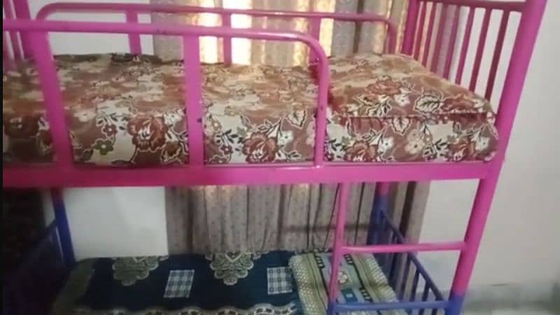 Child Metal Bunk Bed / Corner Less Double Storey Bed 8