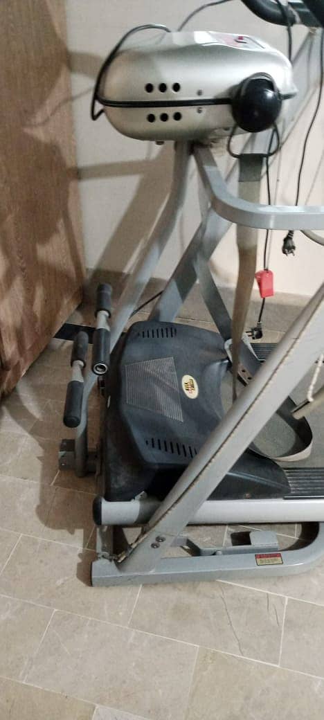 Treadmill Machine with Vibrator Belt & Dips options 2