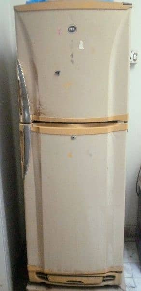PEL REFRIGERATOR 14 CUBIC WORKING CONDITION 0