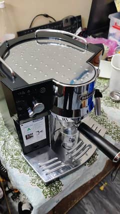 Delonghi Coffee Machine 0