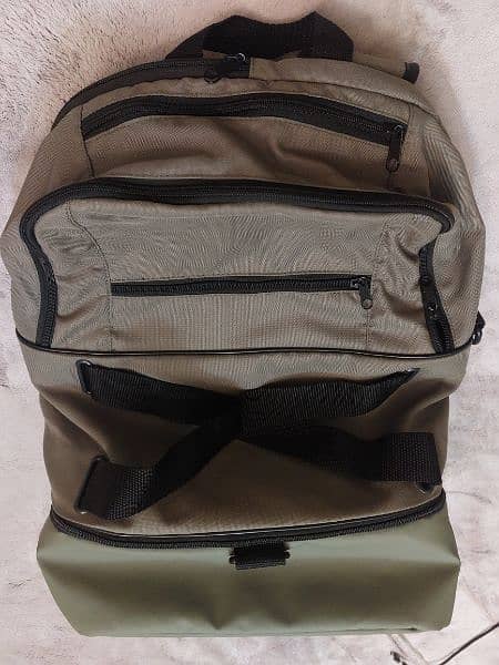 outfitters stylish backpack with new condition 1