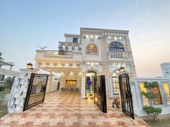 10 MARLA BEAUTIFUL DESIGNER HOUSE IN DHA RAHBAR