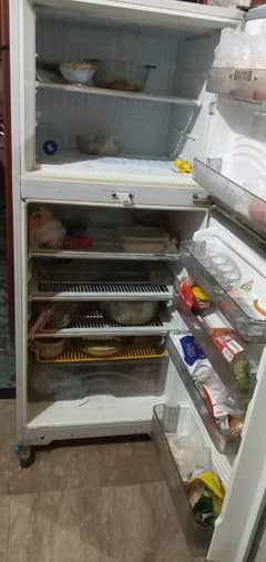 Dawlance fridge for sale in very good condition 0