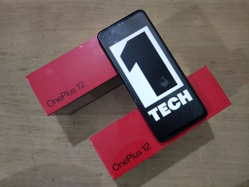 OnePlus 12 Global - Company sealed 1