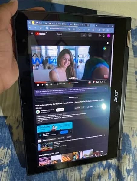 Acer i5 8th Gen Super Slim Gaming Laptop + Tab Touchscreen 2