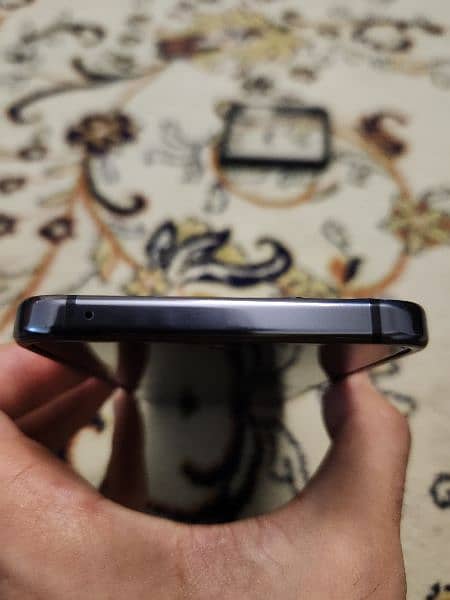 Samsung Galaxy Z Flip 5 8/256 - Non PTA 11