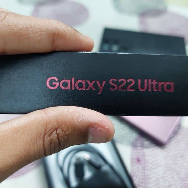 Samsung Galaxy S22Ultra non pta with box and accesories 6
