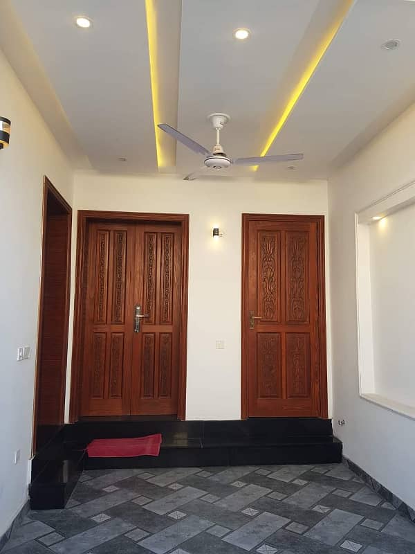 5 Marla Brand New Lavish House For Sale In Park View City Lahore. 2