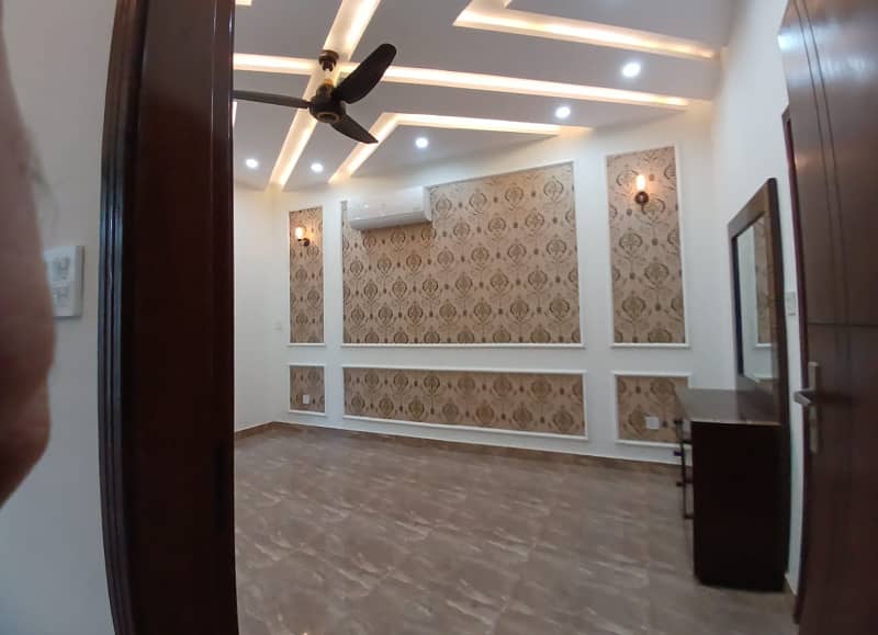 5 Marla Brand New Fully Furnished House At Affordable Price For Sale In Park View City Lahore. 16
