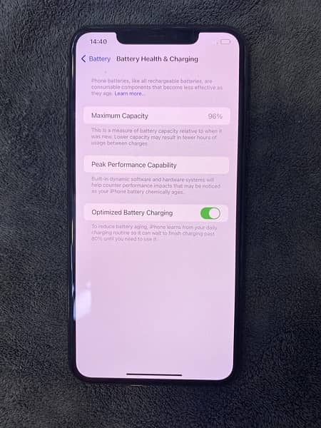 Iphone 11 ProMax. 256gb Factory Unlock. (Nonpta) Grey 96% battery LLA 5