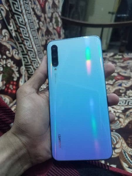 Huawei y9s 6Gb 128Gb With box and charger No Open No repair. . 1