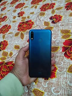 hot 8 lite 2gb 32gb condition 10 by 8 only mobile hi ha