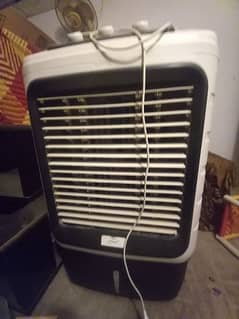 Royal Air cooler with ice box (air throw maximum 30 meters) 0