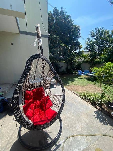 holding swing chair full size 3