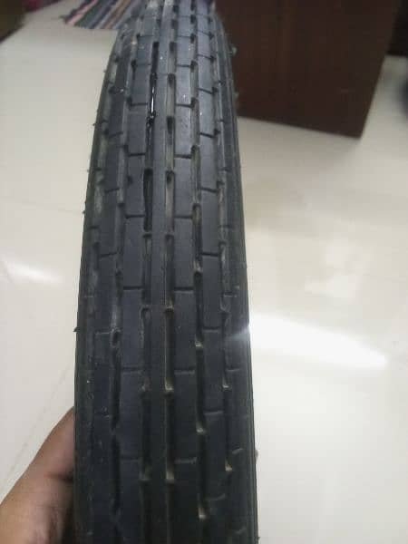 YBR 125, YBZ 125, GS 150, GR150, CB 150 tyres available at low price. 11