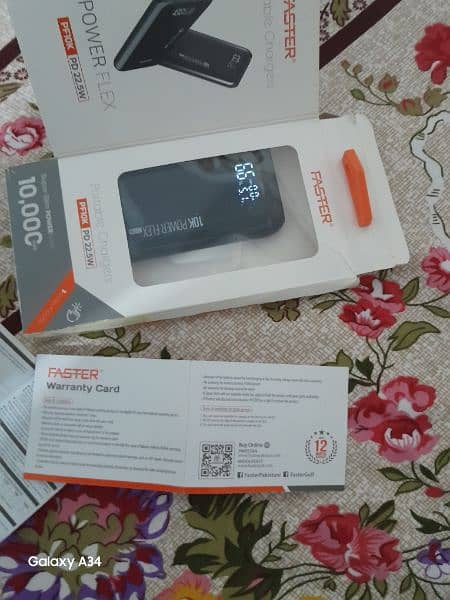10000mhA power bank ;Branded Just once used ,under wareenty 2
