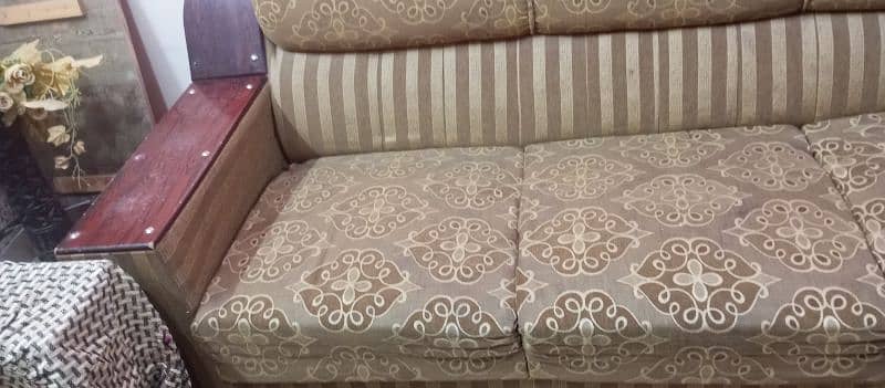 6 seater sofa set like new 10/10 condition 8