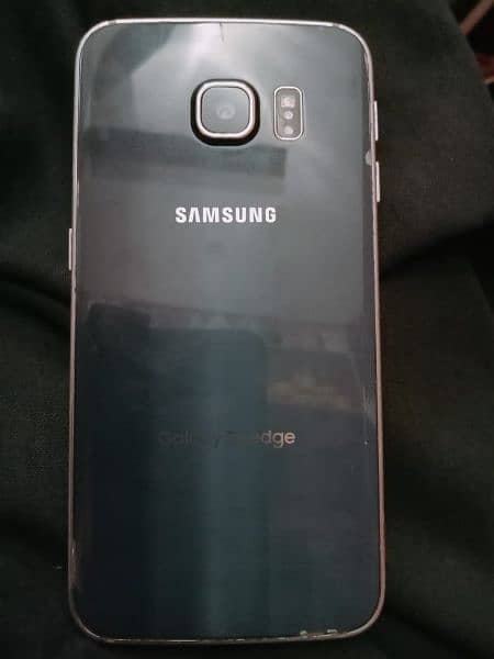 Iam saleing mobile Samsung s6 edge 03064895909 0