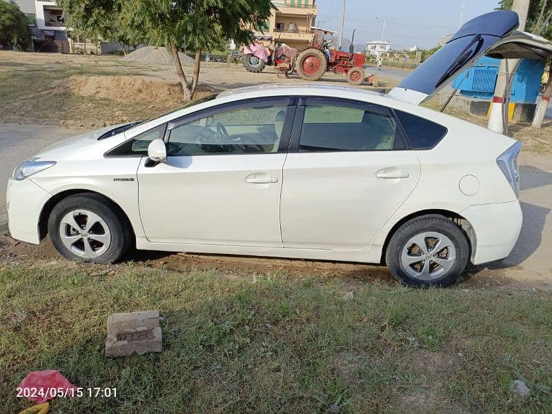 Toyota Prius 2011 for sale 12