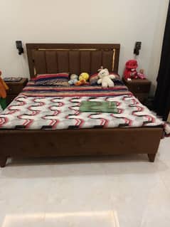 full poshish king size double bed with 2 side table velvet clothes