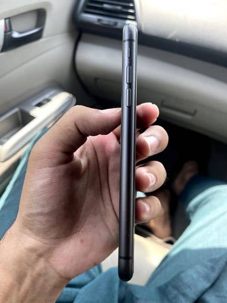 Iphone 11 64gb Dual Physical PTA approved 4