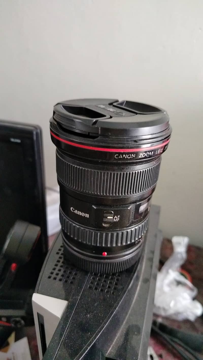 Canon 17/40 F4 . . 8/10 Forse I need some money . . work 100)100 ef lans 6