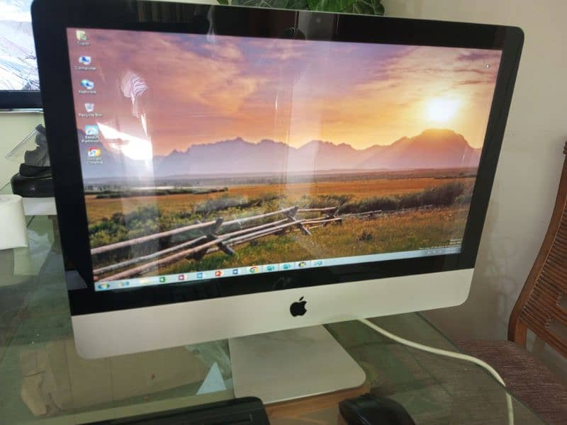 Apple iMac Core i3 3