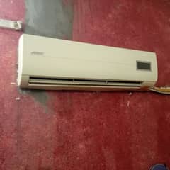 1.5 Ton Split Ac in Good Condition For Sale