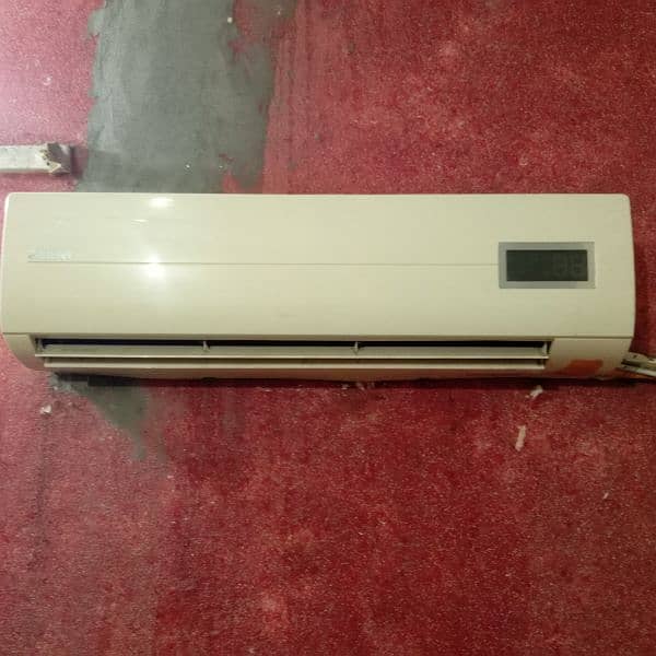 1.5 Ton Split Ac in Good Condition For Sale 1