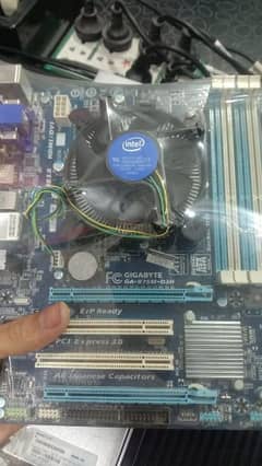 I5 3470 3.2ghz with gigabyte b75m d3h full Atx motherboard