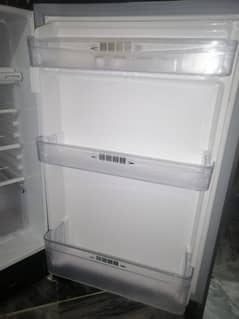 Dawalnce Refrigerator 10/10 condition