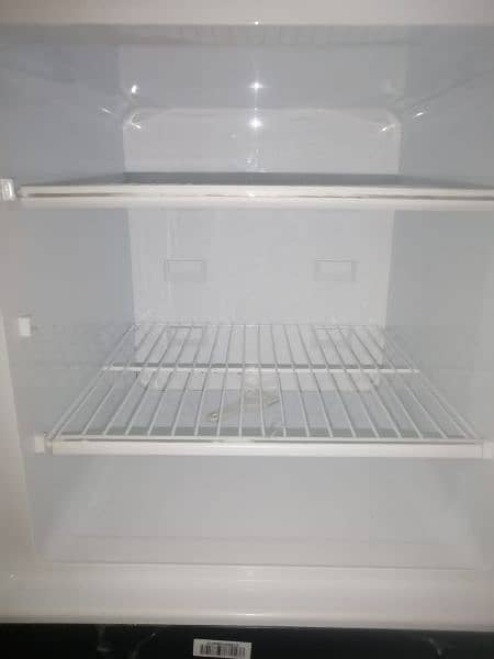 Dawalnce Refrigerator 10/10 condition 4