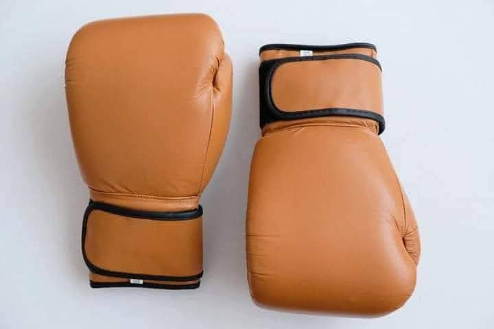 Boxing gloves directly from factory wherehous 4
