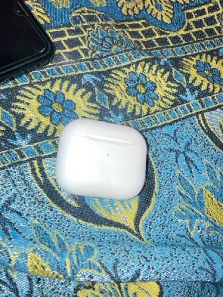 Apple Airpods 3 model (a2803 usa) exchange possible 2