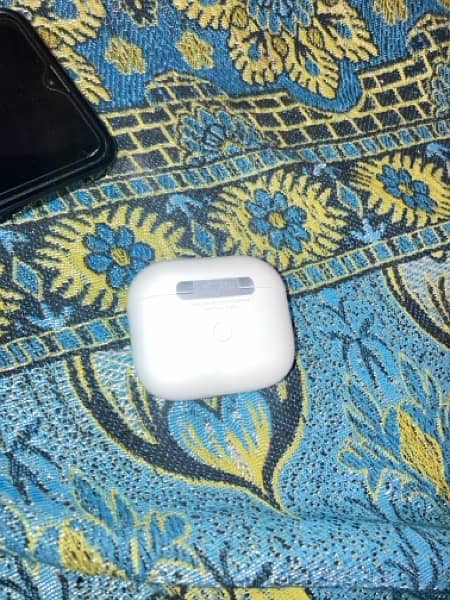 Apple Airpods 3 model (a2803 usa) exchange possible 3