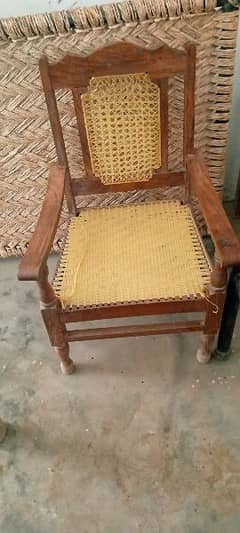 4 chair for sale 0