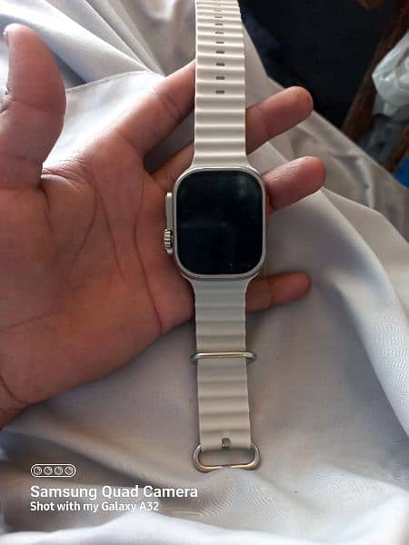 apple watch with 7 straps 4