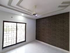 Investors Should sale This House Located Ideally In Raiwind Road 0