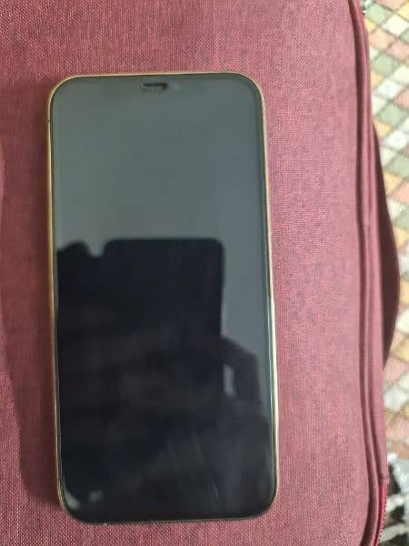 Iphone 12 Pro (256) Gold 15