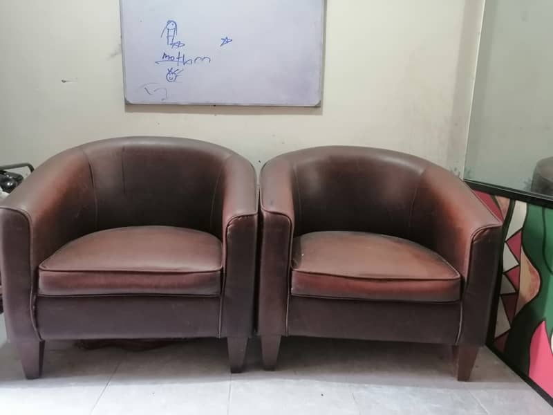 Used leather sofa seats 0